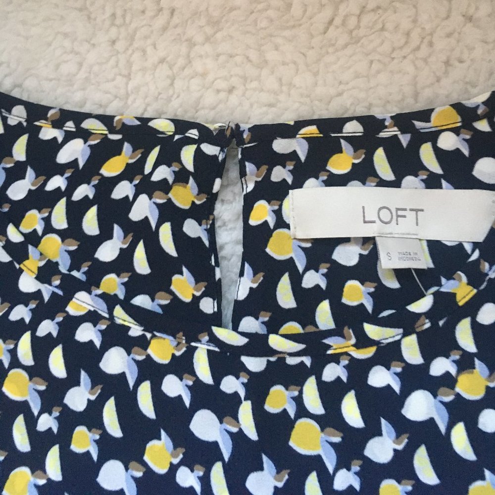 LOFT Flutter Sleeve Shell - Picture 7 of 7